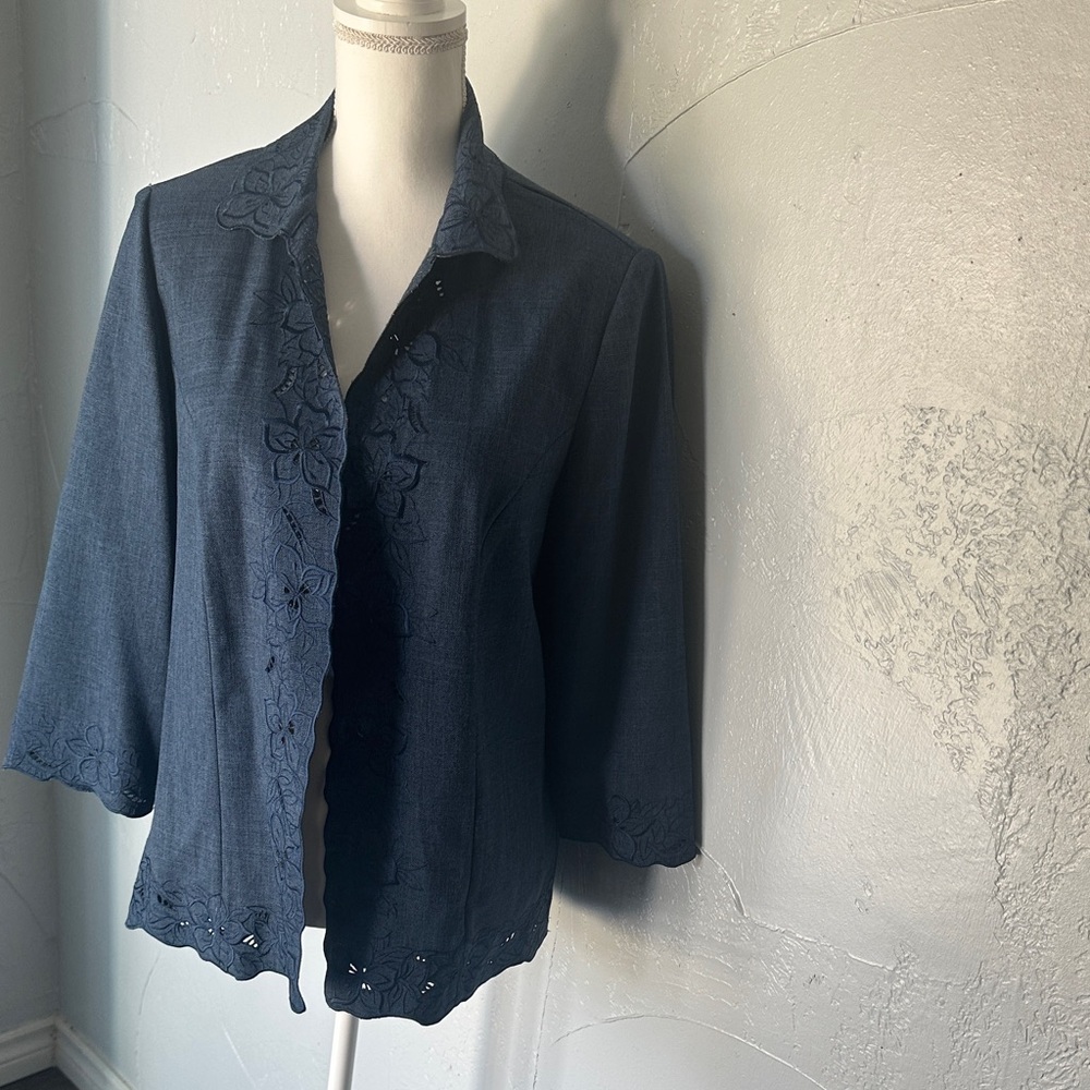 Alfred Dunner Navy Floral Jacket +pant set.